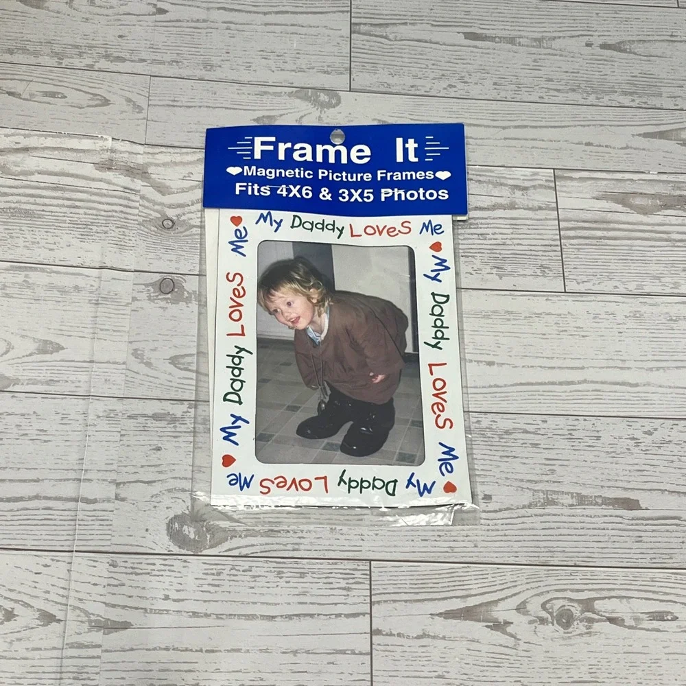 Frame It My Daddy Loves Me Magnetic Picture Frame Fits 4x6 3x5 Photos NEW